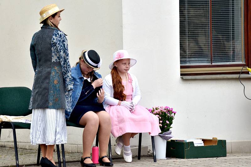 Prvomájový koncert pořádala Základní umělecká škola Uhlířské Janovice.