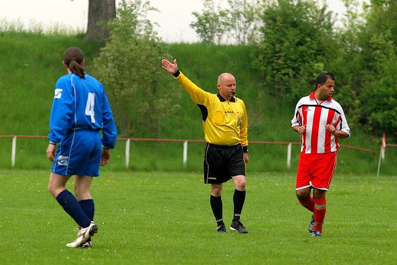 23. kolo IV. třídy, sk. A: Horní Bučice - Bratčice, 2. května 2010.