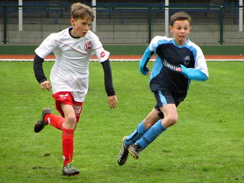 Česká liga žáků U13, čtvrtek 13. dubna 2017: FK Čáslav - FK Pardubice 2:9.