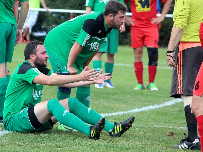 Fotbalová III. třída: TJ Sokol Červené Janovice - FK Miskovice 5:1 (2:0).