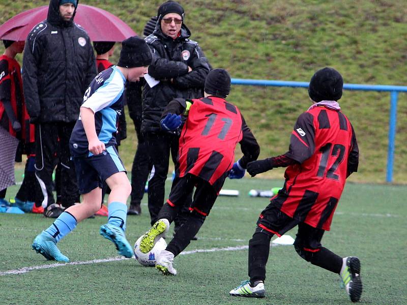 Fotbalový přípravný zápas, mladší žáci, kategorie U12: MFK Chrudim - FK Čáslav 3:8 (1:3, 0:3, 2:2).