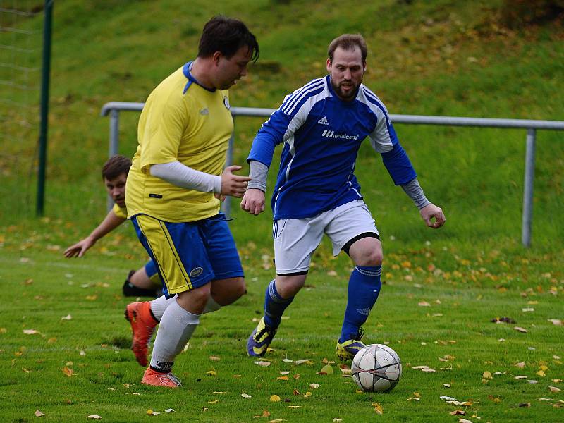 Utkání 7. kola okresního fotbalového přeboru: Zbraslavice - Sázava B 2:3.