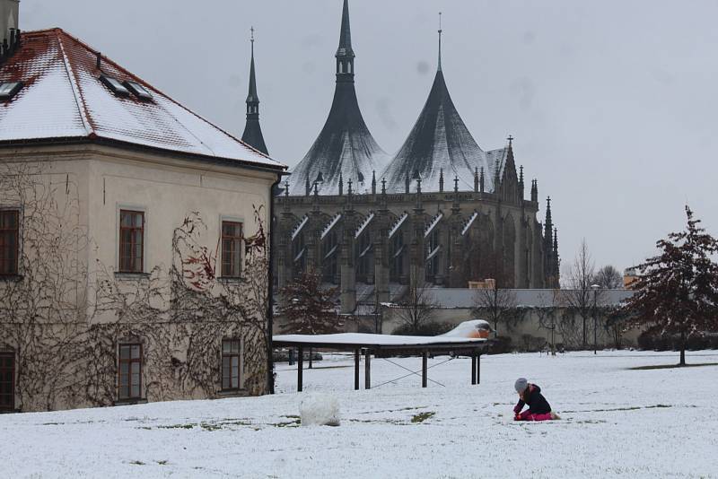 Kutná Hora vypadá pod sněhovou nadílkou jako město z pohádky.