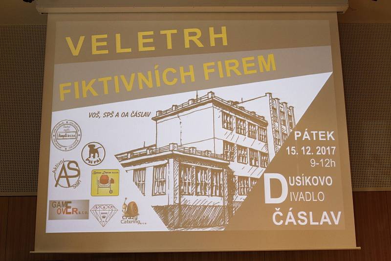 Studenti nabízeli své výrobky a služby na Veletrhu fiktivních firem.