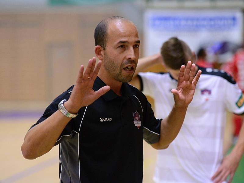 4. kolo CHANCE futsal ligy: Benago Zruč n. S. - Tango Hodonín 3:3, 7. října 2016.