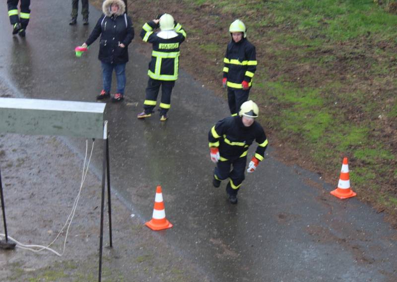 Hasičský běh na rozhlednu Vysoká se konal podesáté.