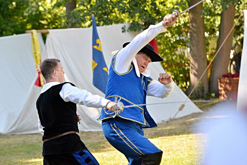 Historické slavnosti vrátily zámecký park do středověku.