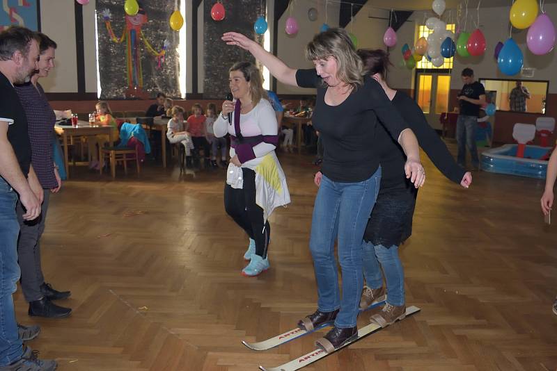 Olympiádou byl inspirován dětský karneval v Bohdanči.