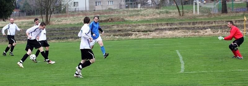 18. kolo IV. třídy, sk. B: Zruč n. S. B - Červené Janovice 2:0, 20. dubna 2013.