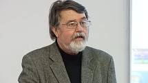 V Čáslavi přednášel profesor Petr Čornej.