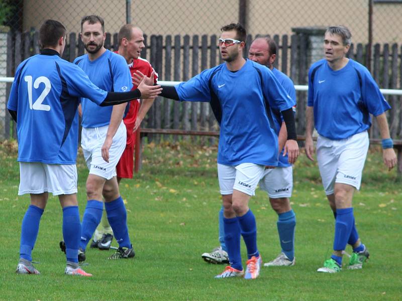 Fotbalová IV. třída, skupina B: TJ Sokol Červené Janovice B - TJ Jiskra Zruč nad Sázavou B 5:7 (3:2).