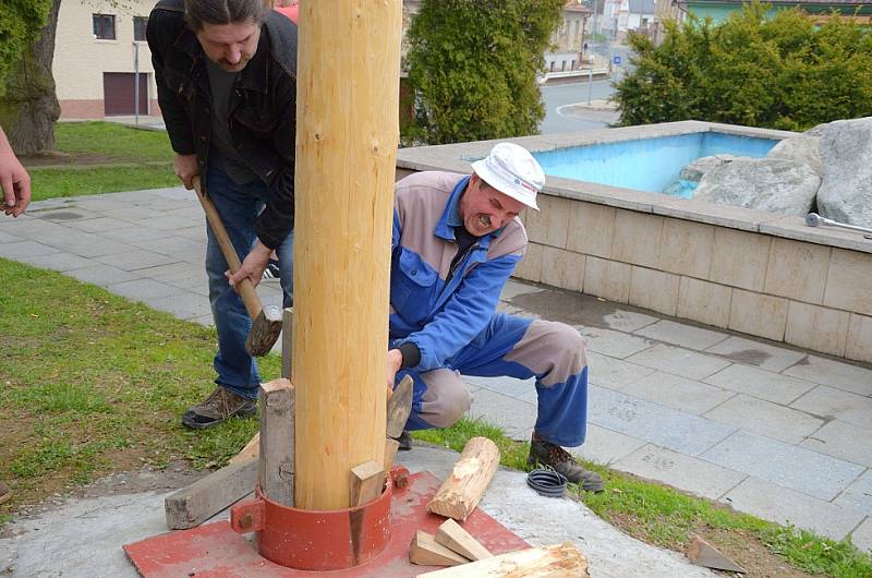 Zbraslavice mají máj.