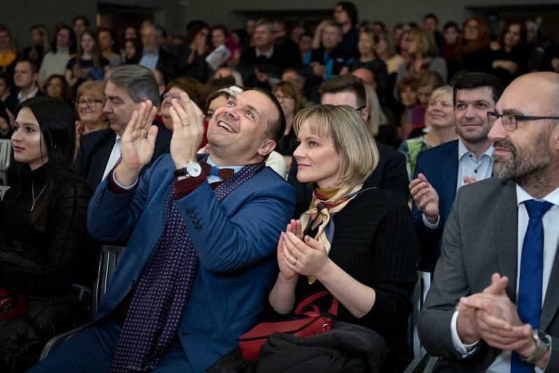 Vernisáž výstavy Cesta předurčena osudem - Květa a Jitka Válovy, GASK 5.11.2022