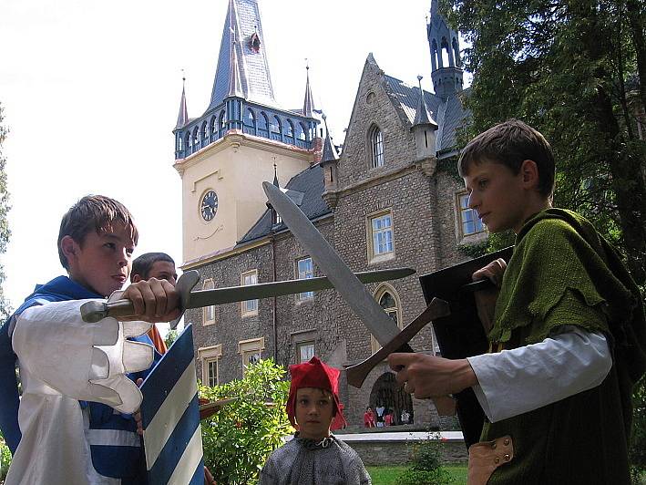 Zruč - Tempora Historica, táborníci z Ostrova.