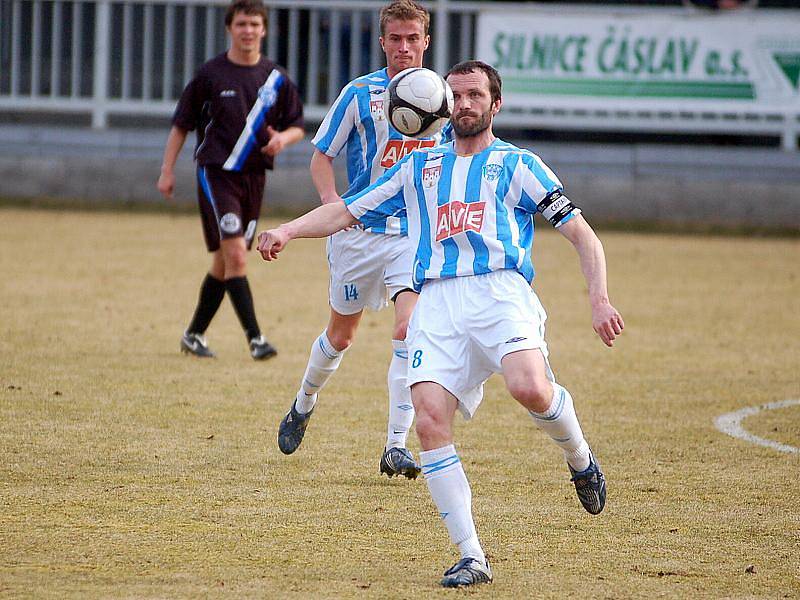 17. kolo II. ligy: Zenit Čáslav - SK Kladno 3:1, 13. března 2011.