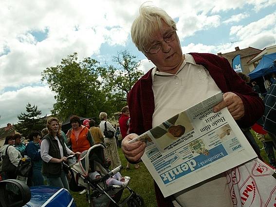 Den s Deníkem na Václavském náměstí v Uhlířských Janovicích.