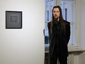 Marek Škubal vystavuje v Kutné Hoře škrábané kresby.