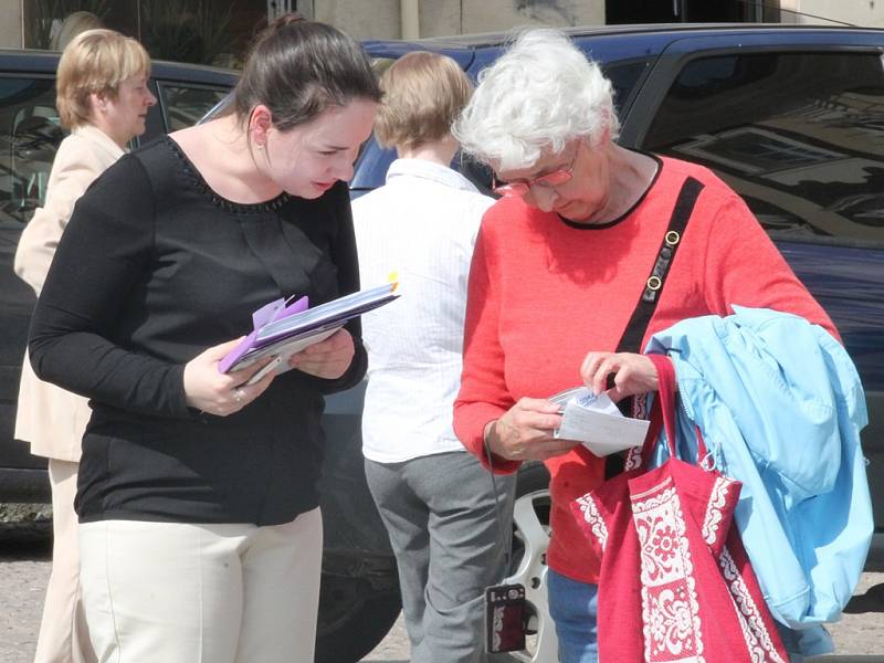 Den vzpomínání na oběti holocaustu v Kutné Hoře 16. dubna 2015