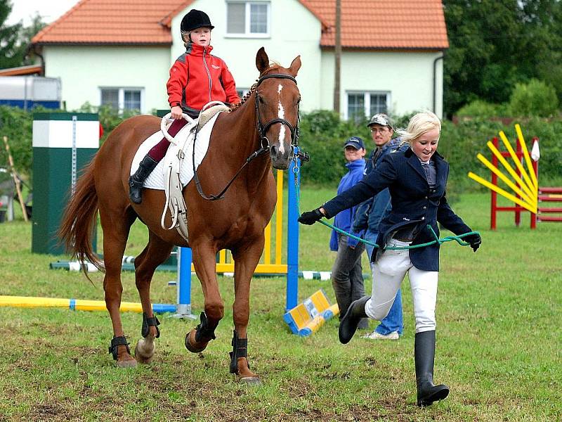 Jezdecké hobby odpoledne v Chotusicích „Na Křepelce“. 28.8.2010