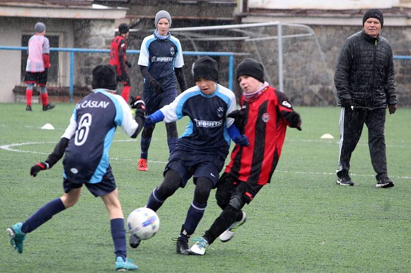 Fotbalový přípravný zápas, mladší žáci, kategorie U12: MFK Chrudim - FK Čáslav 3:8 (1:3, 0:3, 2:2).