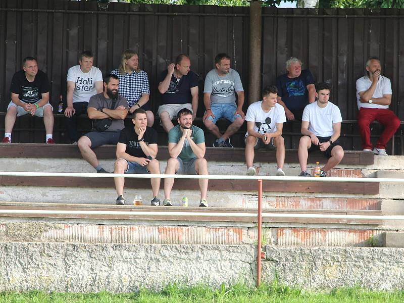 Letní liga Pivovaru Kutná Hora: TJ Sokol Červené Janovice - SK Malešov 7:3 (3:1).