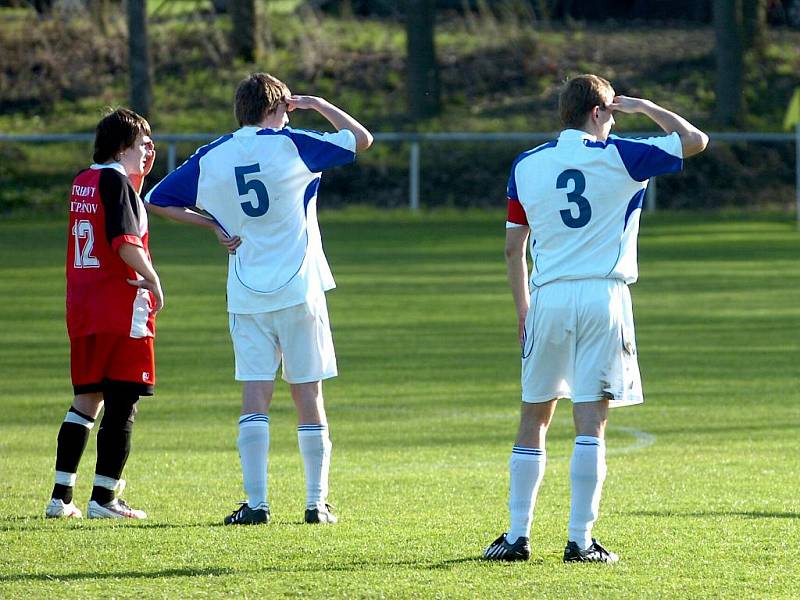 Fotbal: Zbraslavice - Trhový Štěpánov, 17. dubna 2010