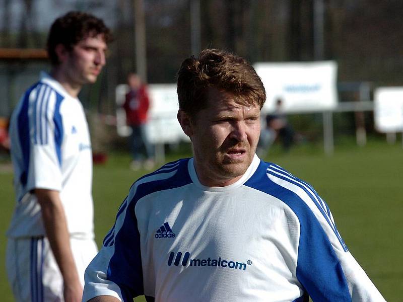 Fotbal: Zbraslavice - Trhový Štěpánov, 17. dubna 2010