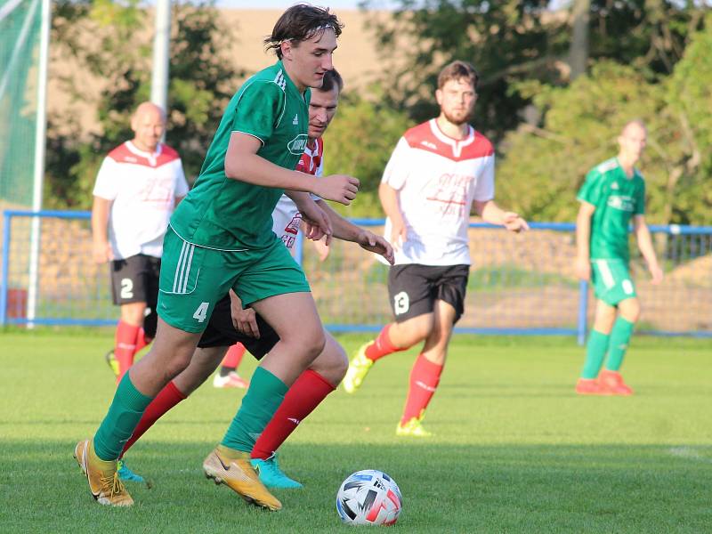 Fotbalová IV. třída, skupina B: TJ Sokol Družba Suchdol B - SK Zbraslavice B 11:0 (7:0).