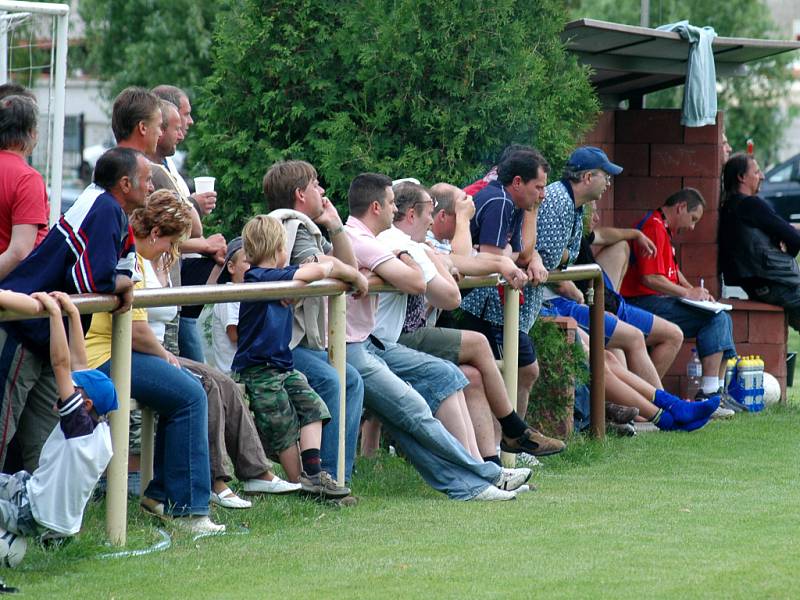 Z utkání I. A třídy Sokoleč - Čáslav B 1:3