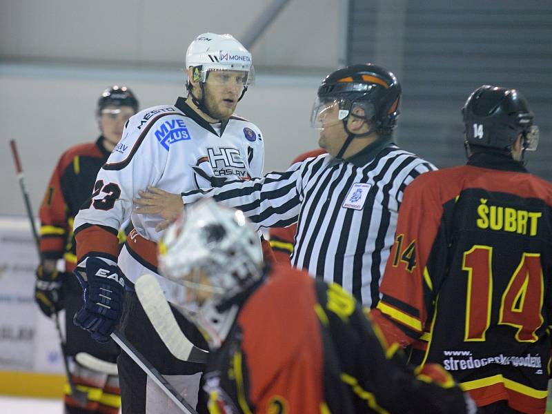 Třetí zápas semifinále play off krajské hokejové ligy mezi Čáslaví a Mělníkem.