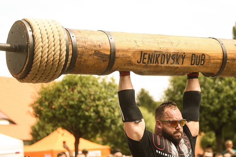 Strongman závody v Golčově Jeníkově v neděli 24. července 2021.