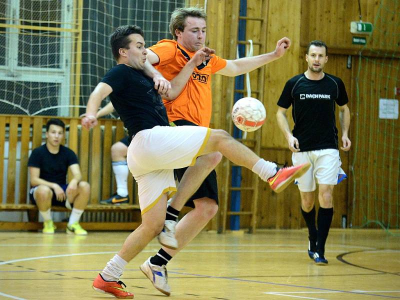 2. kolo Club Deportivo futsalové ligy 2015/16.