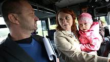 Netradiční předvolební debata Deníku: s politiky na cestě autobusem.