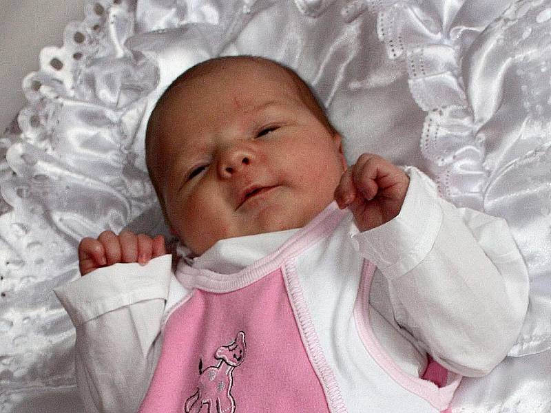Terezka Vavrušková se narodila 8.srpna 2010 v Čáslavi, vážila 3650g a měřila 51cm. Doma ji přivítala maminka Hanka a tatínek David