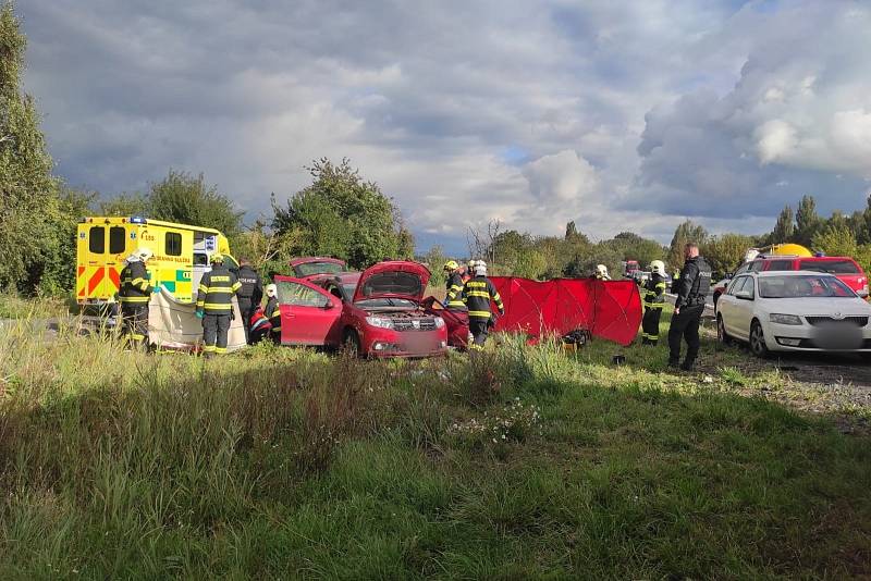 Tragická dopravní nehoda na silnici I/38 na křižovatce pod Kaňkem.