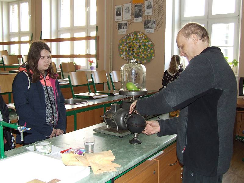 Den otevřených dveří na Základní škole T. G. Masaryka v Kutné Hoře.