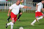 Fotbalová IV. třída, skupina B: TJ Sokol Malín B - SK Malešov B 6:4 (3:2).