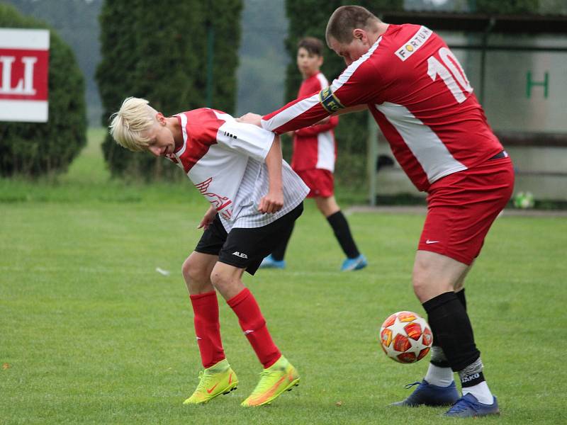 Fotbalová IV. třída, skupina B: SK Zbraslavice B - TJ Jiskra Zruč nad Sázavou B 3:0 (1:0).