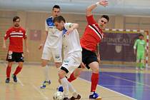 První zápas čtvrtfinále play off Chance futsal ligy vyhrálo zručské Benago doma nad Helasem Brno 5:0.