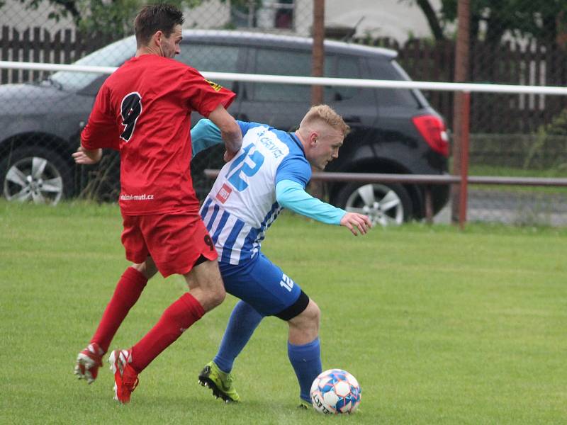 Letní liga Pivovaru Kutná Hora: TJ Sokol Červené Janovice - SK Církvice 8:4 (5:1).