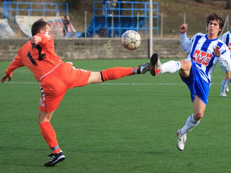 Z utkání fotbalové I.A třídy Čáslav B - Bakov nad Jizerou (4:3).