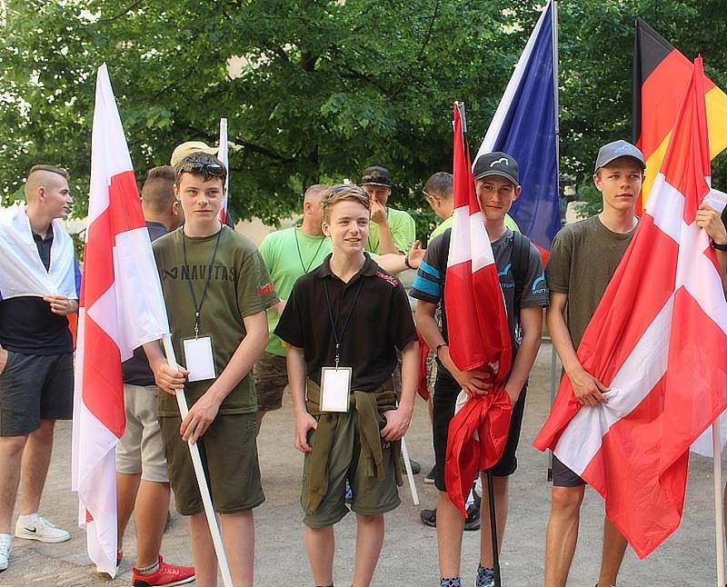 Začalo mistrovství Evropy juniorů v lovu kaprů 