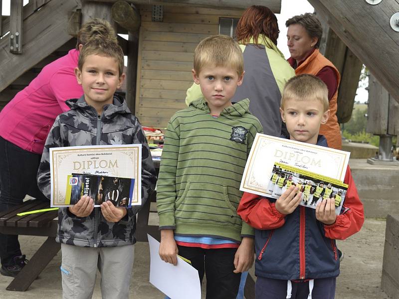 U rozhledny Bohdanka se závodilo na kolech.