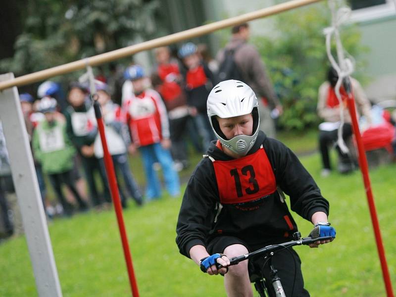 Okresní kolo dopravní soutěže mladých cyklistů v Kutné Hoře.