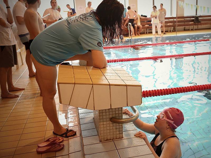 Z plaveckého klání pro handicapované sportovce 'Kutnohorská vlnka'.