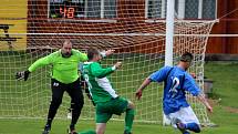 Fotbalová III. třída: TJ Sokol Červené Janovice - FC Bílé Podolí B 1:2 pk (0:0).