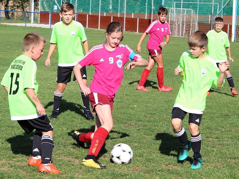 Fotbalový mistrovský turnaj starších přípravek v Suchdole: FK Čáslav D - TJ Slavoj Vrdy 4:3.