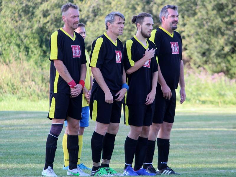 Fotbalová III. třída: TJ Sokol Vlkaneč - TJ Sokol Červené Janovice 9:0 (4:0).