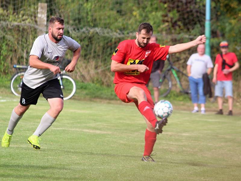 Fotbalová III. třída: FK Záboří nad Labem - TJ Sokol Červené Janovice 4:2 (2:1).