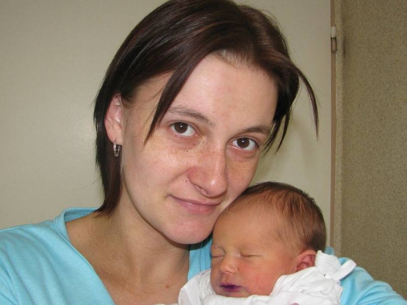 Aneta Kličková se narodila 9. dubna v Čáslavi. Vážila 3100 gramů a měřila  50 centimetrů. Domů do Vrdů si  ji odvezli maminka  Dáša a tatínek Petr.